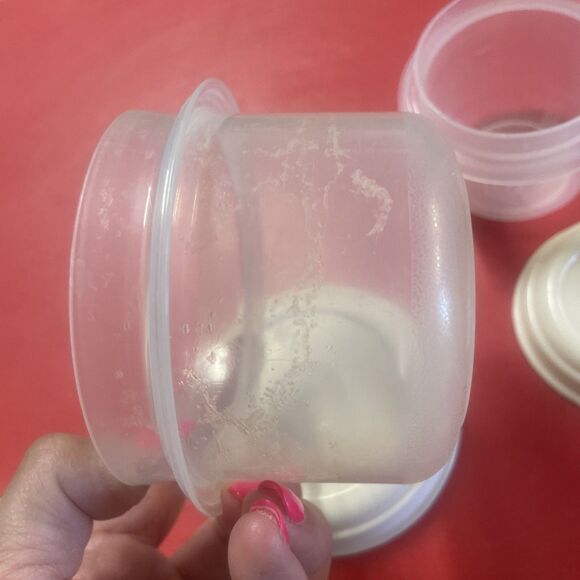 Rubbermaid Servin Saver Containers 10 Oz #6 And 1/2 Cup #0 Vintage Lot Of 2 - Picture 6 of 10